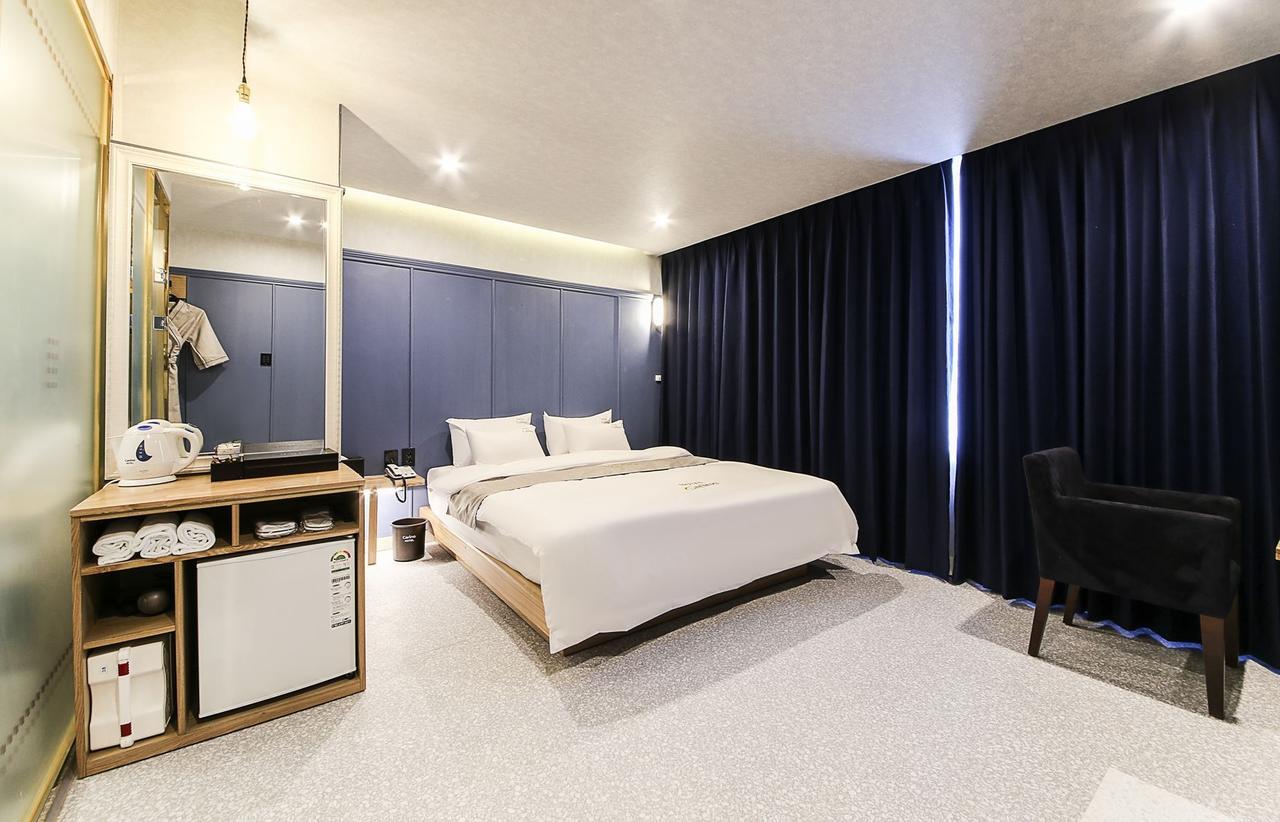Carino Hotel Пусан Екстериор снимка