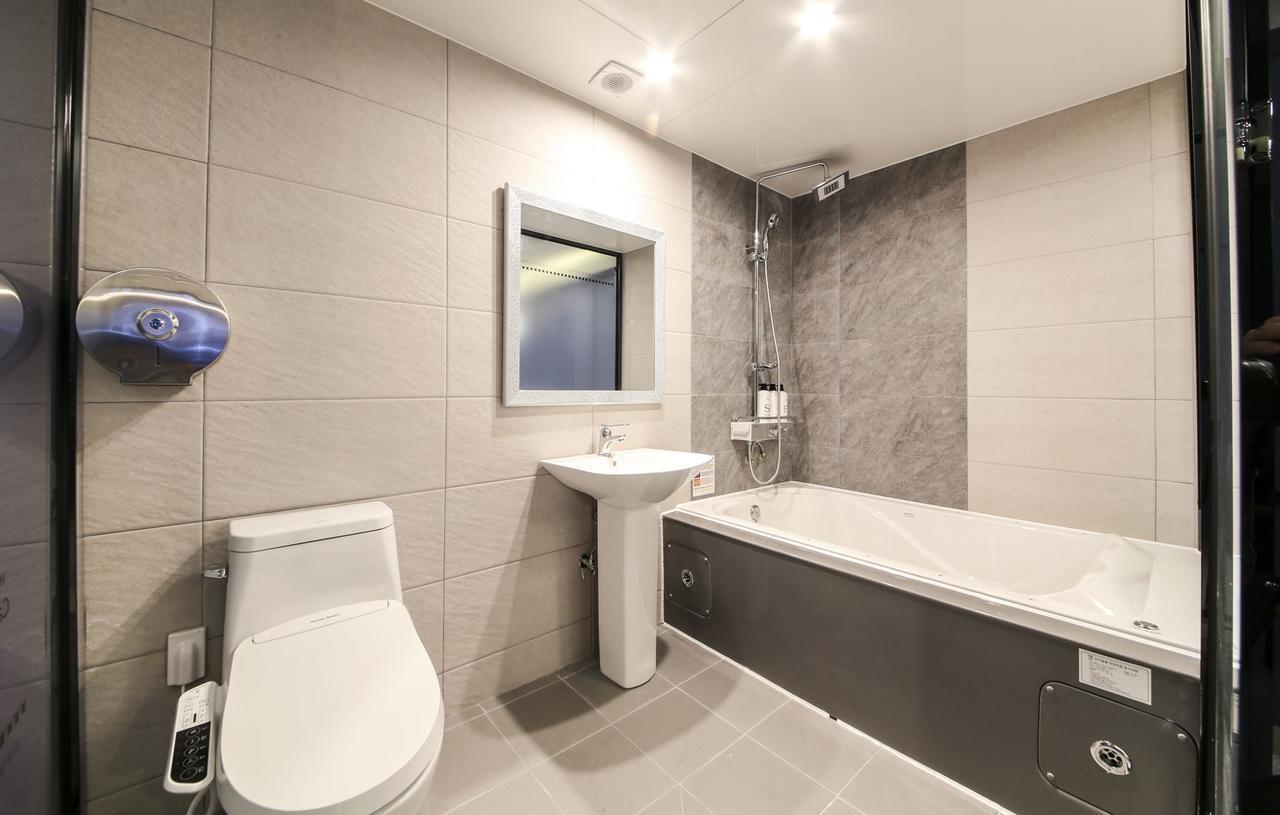 Carino Hotel Пусан Екстериор снимка