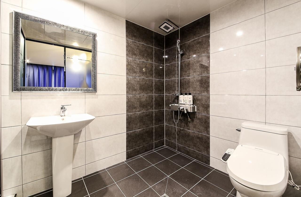 Carino Hotel Пусан Екстериор снимка